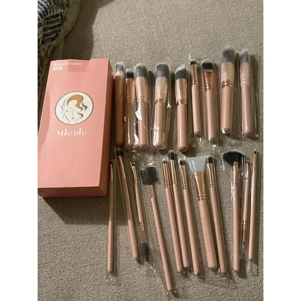 Mlemle 26 Pcs A01-Pink Makeup Brushes Set And 2 Powder Puff 3 Makeup Sponge